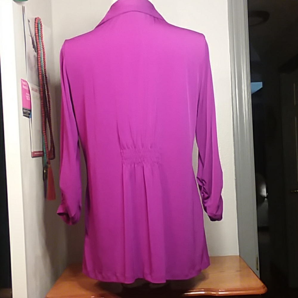 IMAN Button Front Blouse - Picture 4 of 6